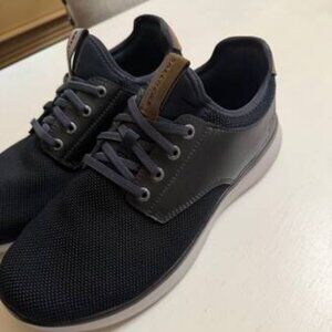 Skechers Men’s size 11 Gogamat air